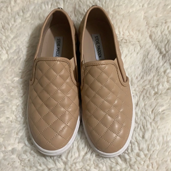 Steve Madden Shoes - Steve Madde Slip On